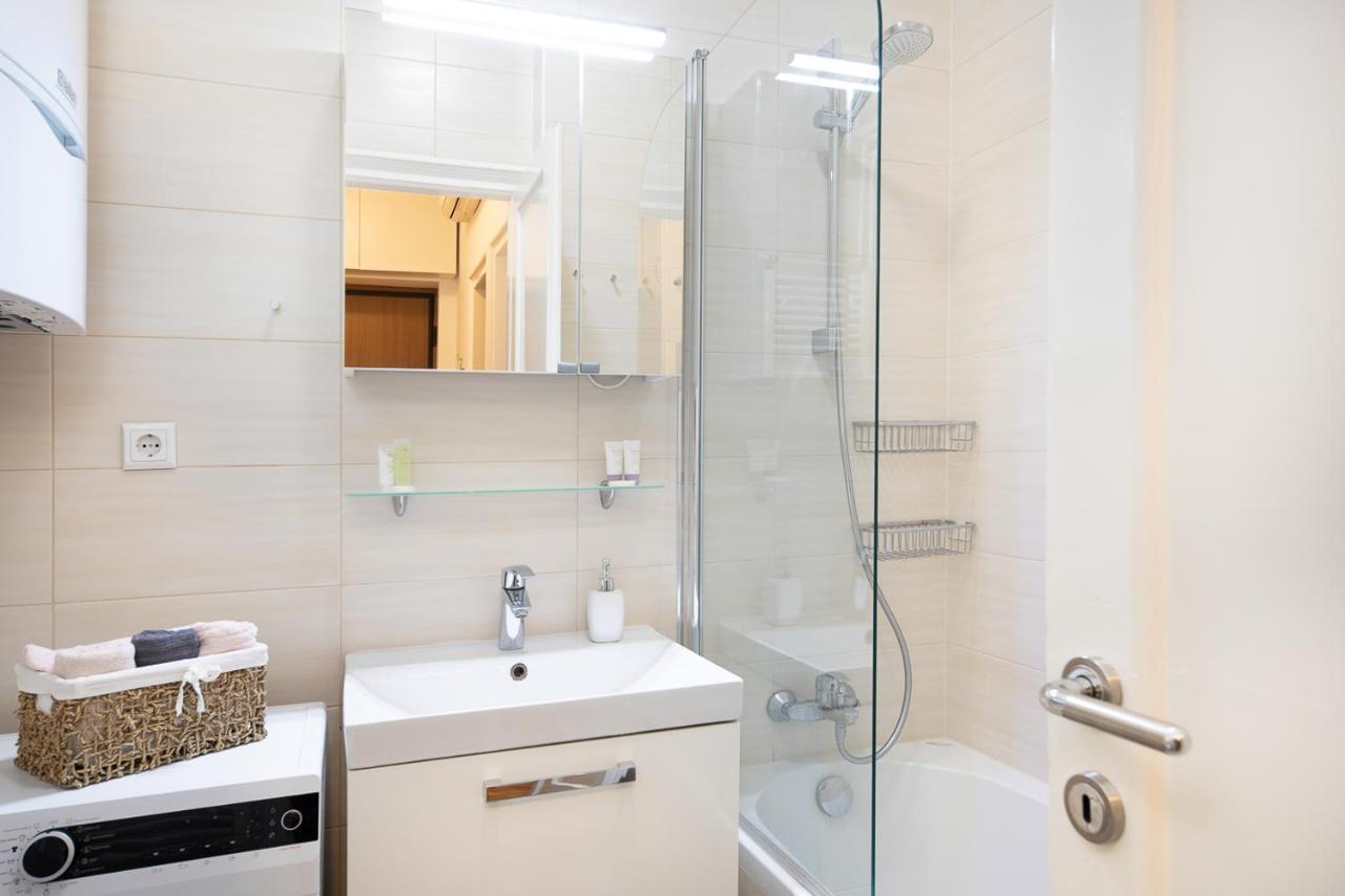 Modern Spacious 3Bdr Apartment In Heart Of Zágráb Kültér fotó